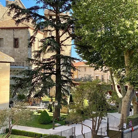 La De La Cathédrale Appartamento *